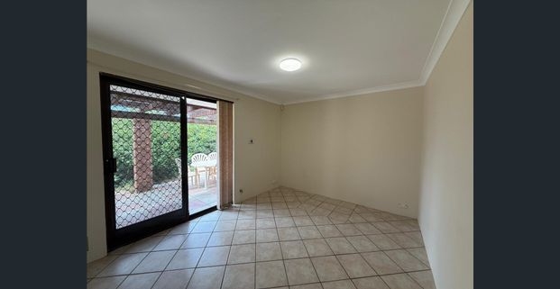 Charming Family Home - Photo 1