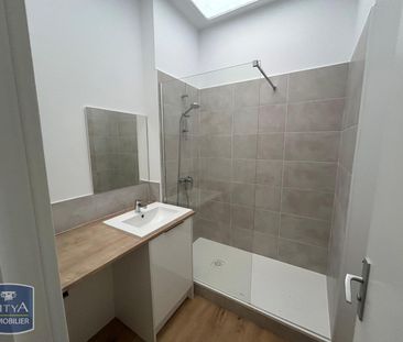 Location Appartement 2 pièces 54m² LILLE 59000 - Photo 6