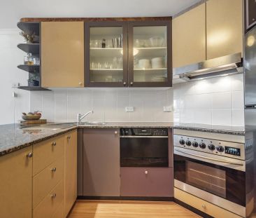 Fully Furnished and Equipped - Photo 3