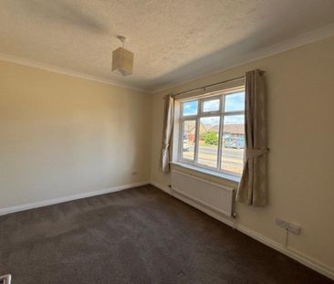 4 bedroom detached bungalow to rent - Photo 4