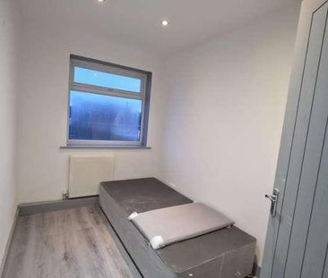 Windrush Road, Swindon, SN25 - Photo 1