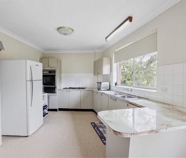 Two Bedroom Unit in the Heart of Penrith - Photo 3