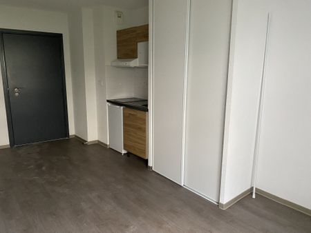 Prés d'Arènes - Studio - 24.75 M² - Photo 3