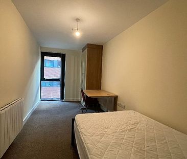 3-Bedroom City Centre Apartment in Sheffield. Perfect for Students ... - Photo 5