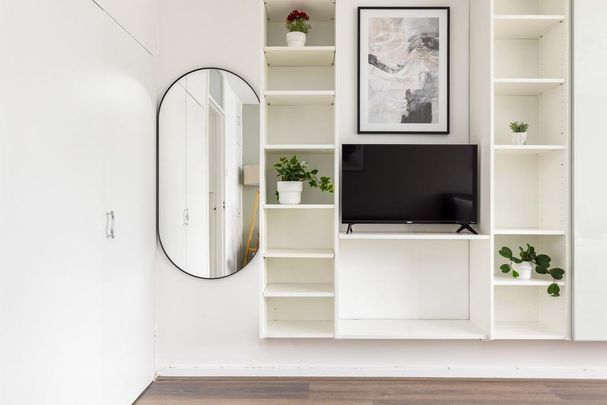 Studio to rent - Photo 1