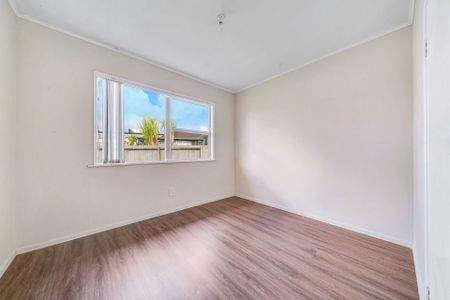 3 Bedroom House - Photo 3