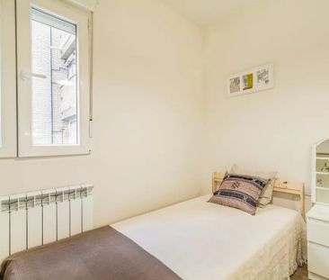 Paseo de la Reina Cristina, Madrid, Community of Madrid 28014 - Photo 1