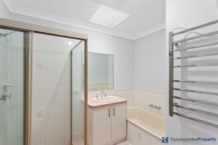 6/420 West Street, 4350, Kearneys Spring Qld - Photo 5