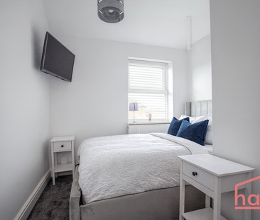 1 bedroom in a house share to rent - Photo 3