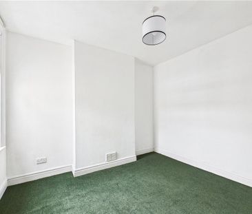 3 bedroom apartment to rent - Photo 6