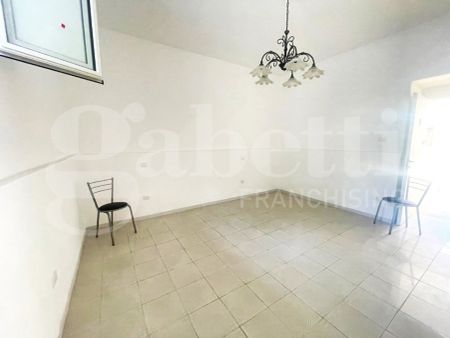 Appartamento in Via Santa Maria Del Pianto, Napoli (NA) - Photo 4
