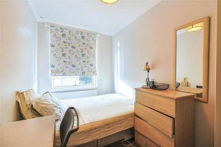 3 bedroom maisonette to rent - Photo 2