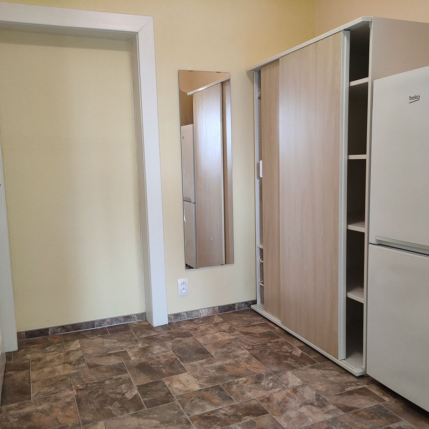 Pronájem bytu 1+kk 24 m² - Photo 1