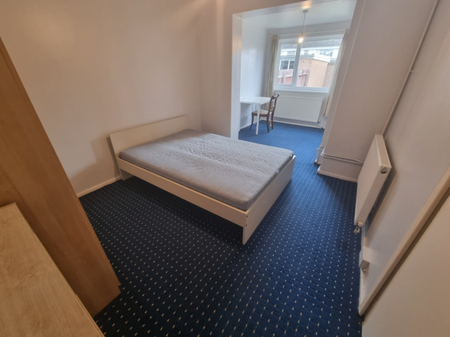 4 Bed Student Accommodation - Photo 3