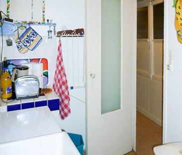 Logement à Paris, Location meublée - Photo 6