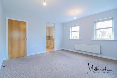 2 bedroom apartment to rent - Photo 2