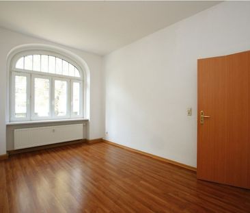 Schöne 2-Raum Altbauwohnung - Photo 2