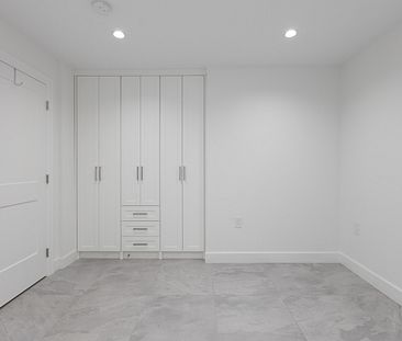 Chamberlain Dr & Mountain Hwy (Basement), North Vancouver - Photo 2