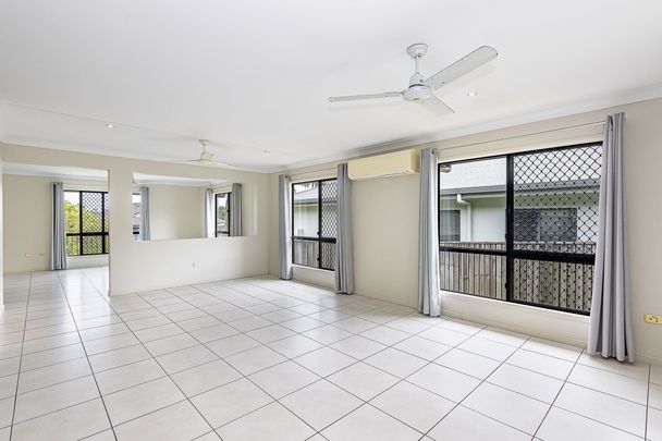 60 Shutehaven Circuit, Bushland Beach - Photo 1