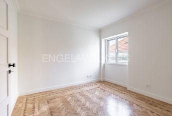 Apartamento T4 em Lisboa