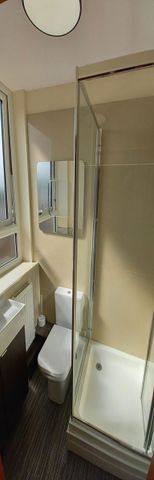 Queens Road Studio 14 - Photo 3