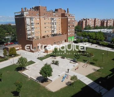 Piso de alquiler en Calle Pinar de San Jose, PAU de Carabanchel - Photo 1