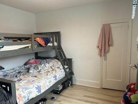 147 Carillon Street - 2 - Photo 5