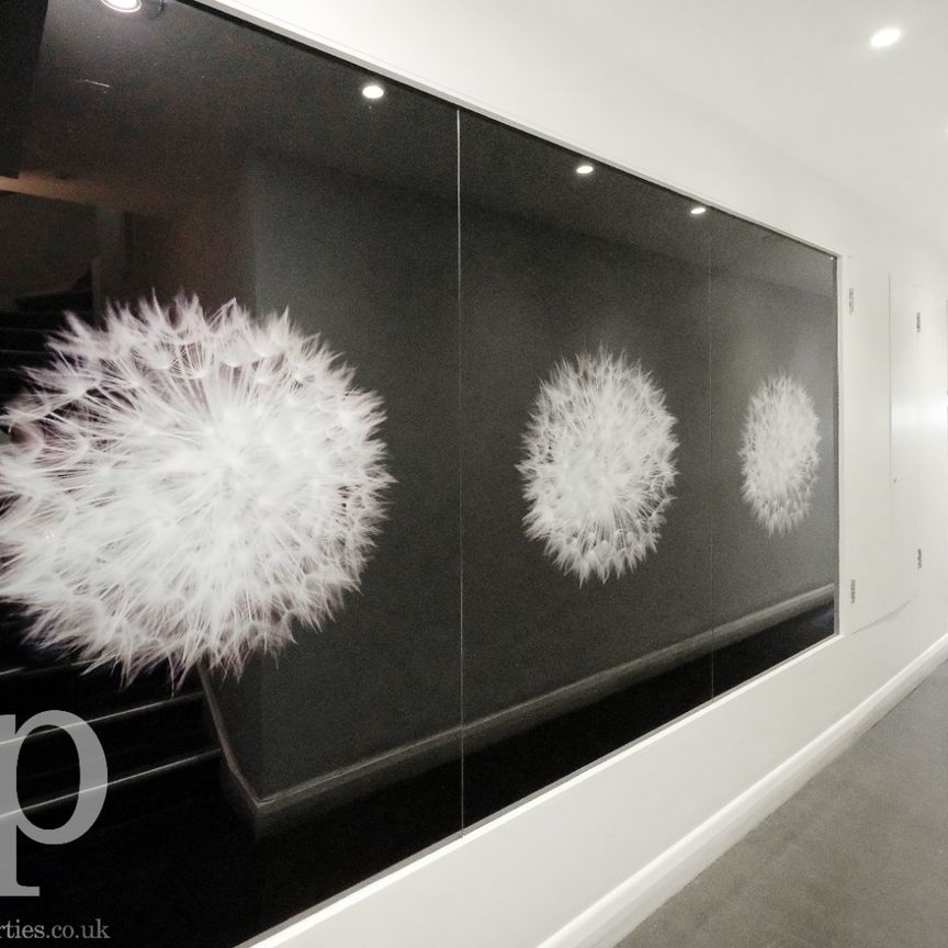 1 Bedroom Apartment, Charlotte Street, Fitzrovia, W1T - Photo 1