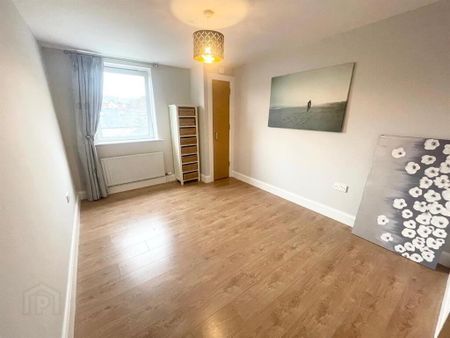 2.7 Apt D Whitehall Square, 181 Sandy Row, Belfast, BT12 5EU - Photo 4