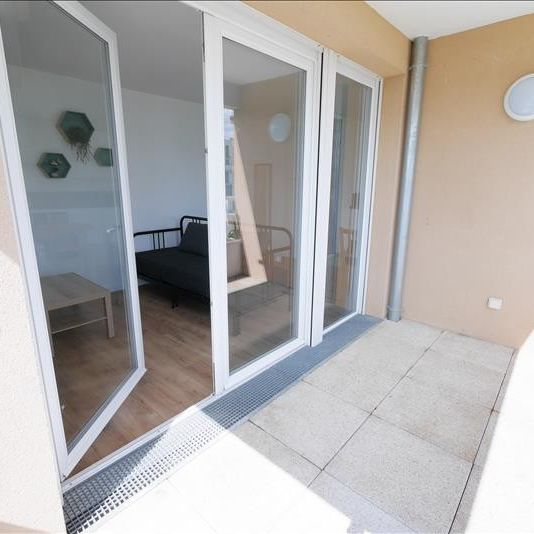 3 pièces - Meublé - 56 m² - 3ème étage - Colocation non autorisée - Photo 1