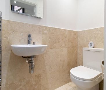 5 bedroom semi-detached house to rent - Photo 6