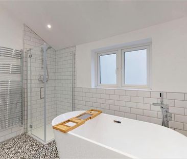 2 bedroom terraced house to rent - Photo 5