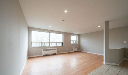 For Lease - 468 Ottawa Street Unit# 335C, Hamilton, Ontario - Photo 2