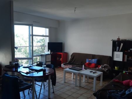 Appartement T3 à louer - 70 m² - Photo 2