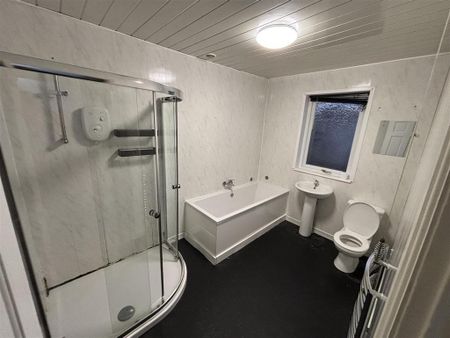 2 bedroom terraced house to rent - Photo 5