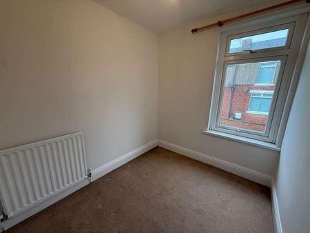 Sea View, Easington, Peterlee, County Durham, SR8 - Photo 4