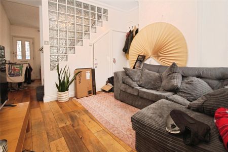Cresswell Road, South Norwood, SE25 4LR - Photo 2