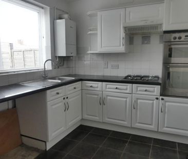 Castlecombe Road, London, SE9 - Photo 4