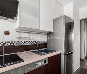 Warszawa, Praga-Południe, Saska Kępa, Aleja Jerzego Waszyngtona - Photo 6