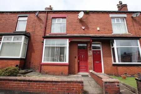 3 bedroom terraced house to rent - Photo 3