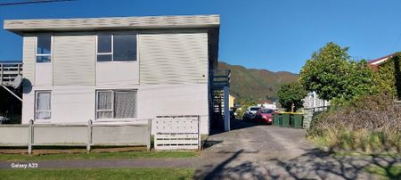 46 Awamutu Grove, Waiwhetu - Photo 5