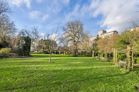 2 bedroom flat in 40-42 Kensington Park Road - Photo 4