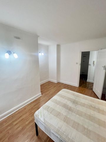 2 Bed Flat, Kings Drive, HA9 - Photo 3