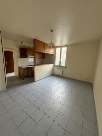Location Appartement 1 pièce 25m² VILLEMOMBLE 93250 - Photo 2