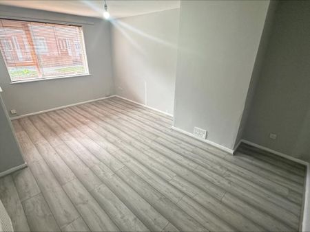 8 Constance Street, Belfast, BT5 4QF - Photo 4