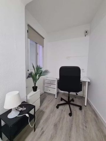 Avinguda de Burjassot, Valencia, Valencian Community 46009 - Photo 5