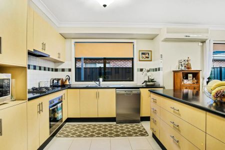 50 Palmer Avenue, Point Cook. - Photo 4