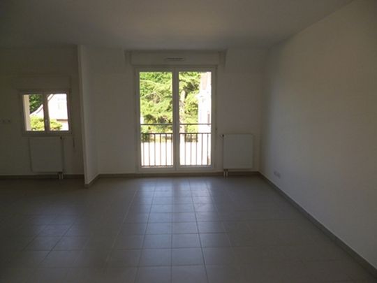 Location Appartement 3 pièces 71m² - Photo 1