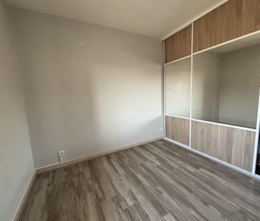 Location Appartement 3 pièces 74m² AUBAGNE 13400 - Photo 3