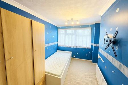 Martian Avenue, Hemel Hempstead, HP2 - Photo 3